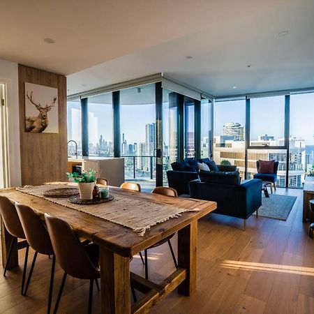 2 Bedroom Luxurious Family Apartment Next To Pacific Fair - Broadbeach Gold Coast Gc22 ภายนอก รูปภาพ