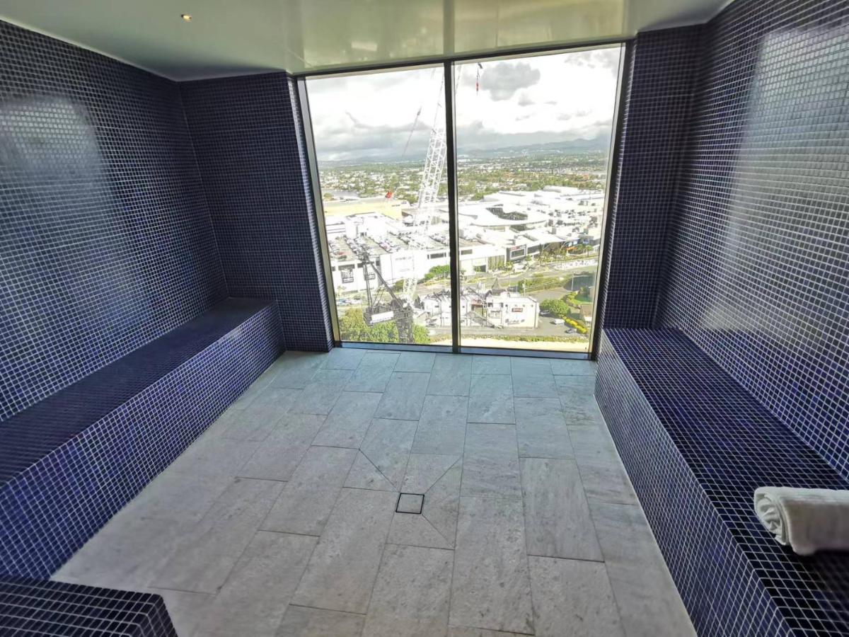 2 Bedroom Luxurious Family Apartment Next To Pacific Fair - Broadbeach Gold Coast Gc22 ภายนอก รูปภาพ